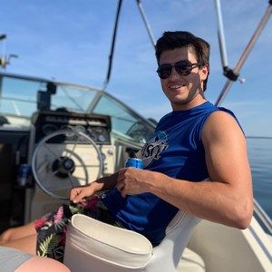 Meet your Posher, Nick